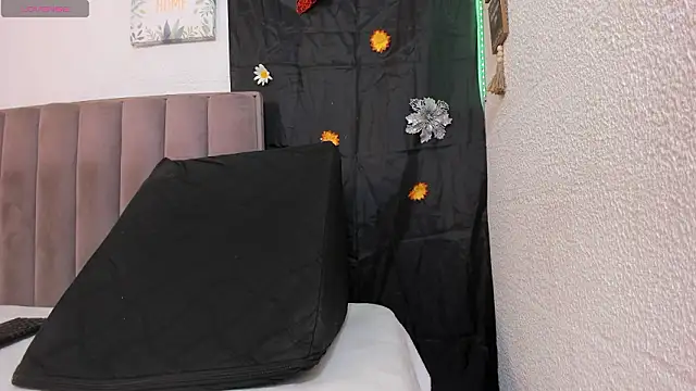 DeisyHarper online show from 2, 3, 2026