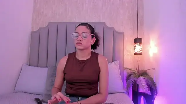 Alahia Baiter online show from 5, 3, 2025