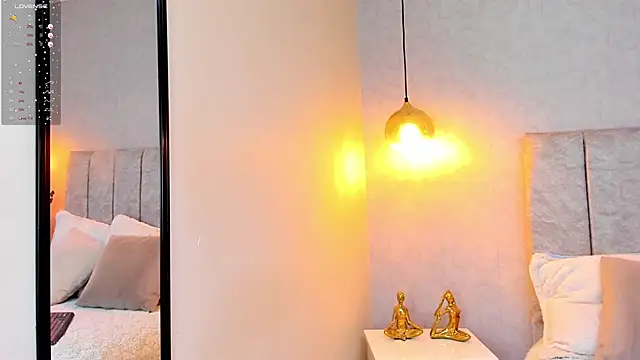Snapshot of tutu_milf chatting on 4, 2, 2025 tutu milf online show from 4, 2, 2025