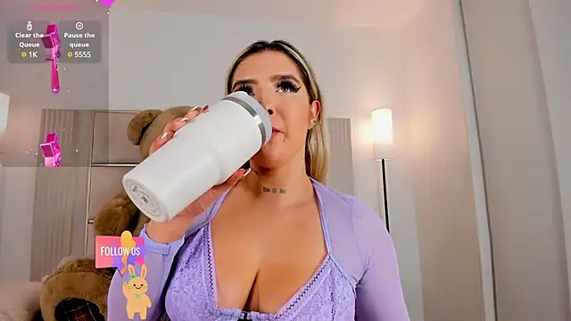 saraamiller  online show from 22, 2, 2025