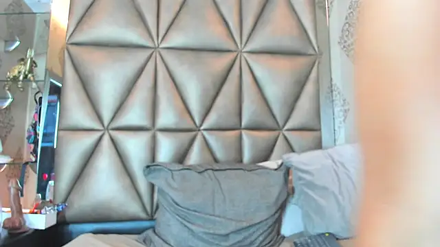 Snapshot of Corina_Taylor_ chatting on 9, 10, 2025 Corina Taylor online show from 9, 10, 2025