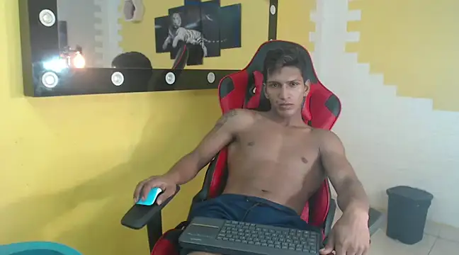 mau elixxx online show from 15, 1, 2025