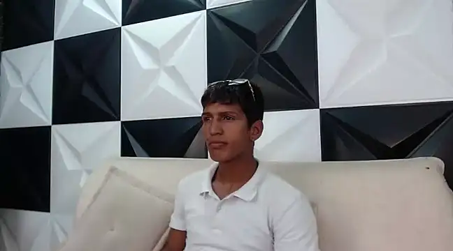 mau elixxx online show from 1, 2, 2025