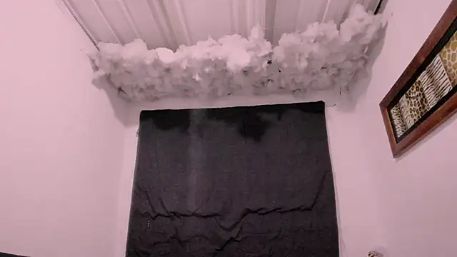 Lauu G online show from 6, 11, 2025