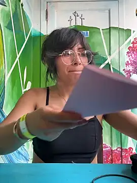 Jade Zephyra online show from 8, 5, 2026