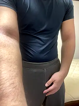 YU-KI00 online show from 18, 12, 2025