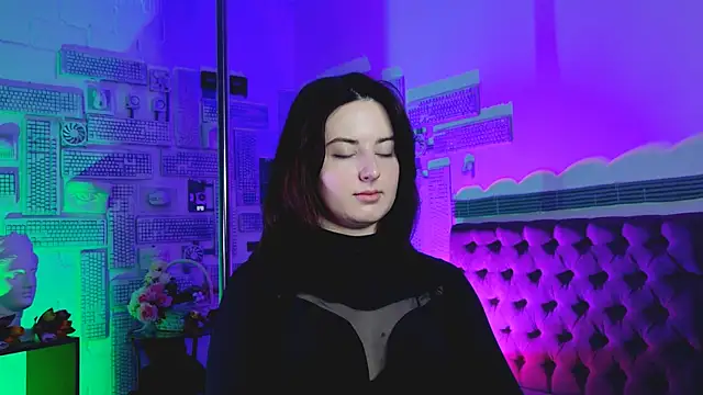 AnnTerry  online show from 18, 3, 2025