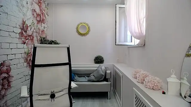 Snapshot of Cutie_Asya chatting on 8, 6, 2026 Cutie Asya online show from 8, 6, 2026