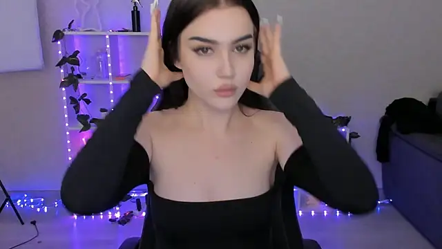 Snapshot of Melanie_N chatting on 3, 12, 2024 Melanie N online show from 3, 12, 2024