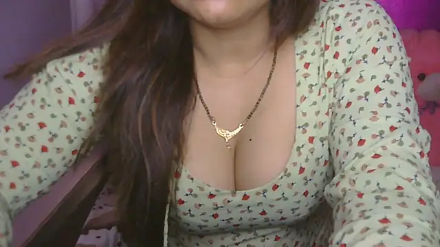 Snapshot of cutie-taara chatting on 23, 5, 2026 cutie-taara online show from 23, 5, 2026