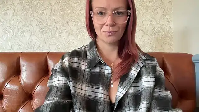 Snapshot of MelodyRoseUk chatting on 30, 9, 2025 MelodyRoseUk online show from 30, 9, 2025