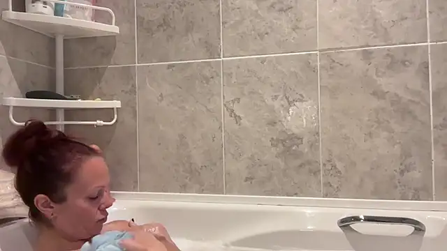 Snapshot of MelodyRoseUk chatting on 25, 10, 2025 MelodyRoseUk online show from 25, 10, 2025