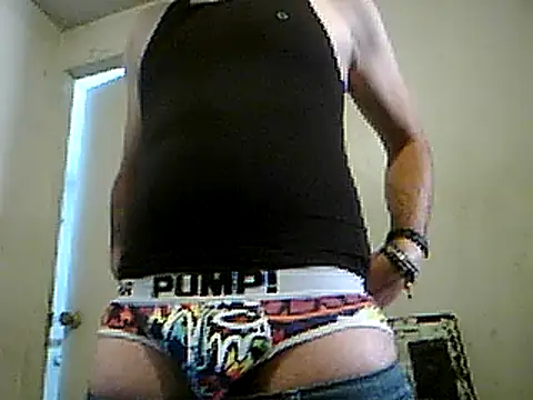 Snapshot of frank32love chatting on 10, 2, 2025 frank32love online show from 10, 2, 2025