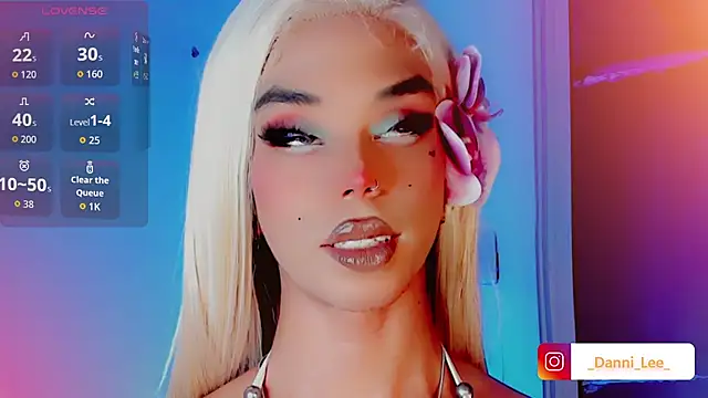 DanniLee  online show from 30, 10, 2025