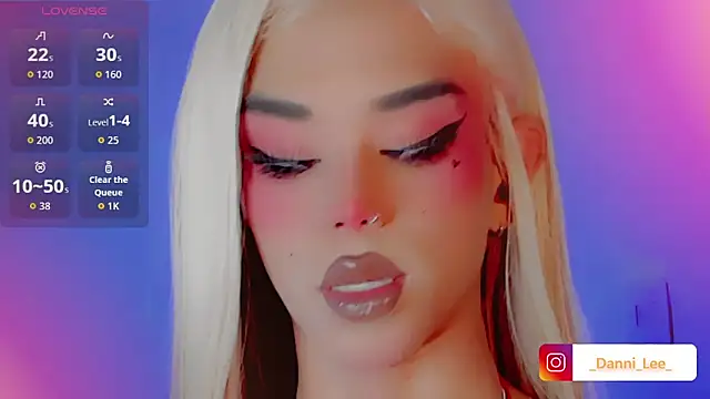 DanniLee  online show from 16, 11, 2025