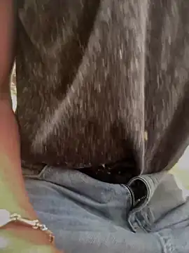 DanniLee  online show from 9, 3, 2026