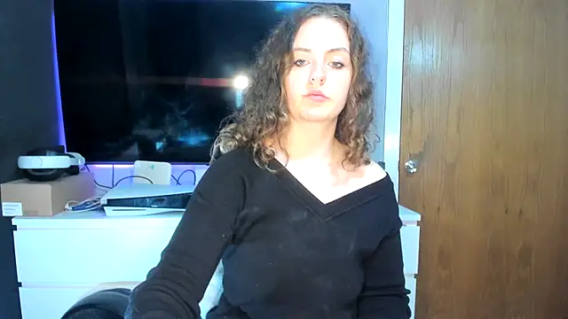 ENGLISHEMILY 69 online show from 12, 12, 2024