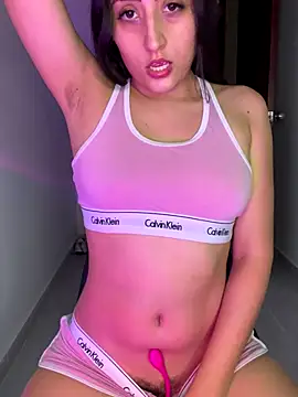 Snapshot of EmySofia chatting on 18, 12, 2025 EmySofia online show from 18, 12, 2025