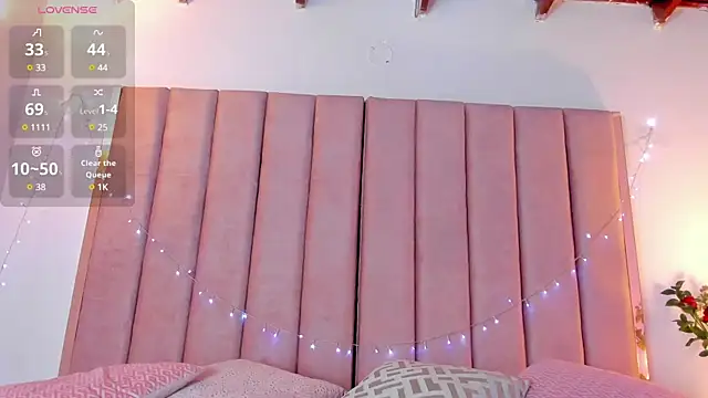 VICTORIA RASH online show from 30, 1, 2025