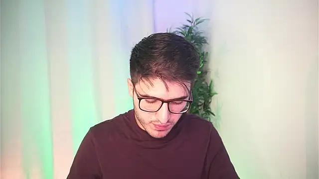 Snapshot of Tony_Wylie chatting on 14, 2, 2026 Tony Wylie online show from 14, 2, 2026