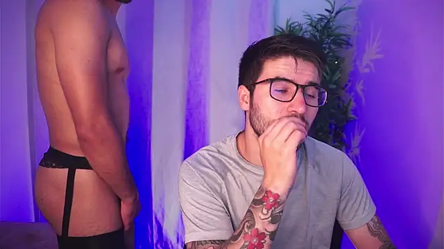 Snapshot of Tony_Wylie chatting on 26, 2, 2026 Tony Wylie online show from 26, 2, 2026