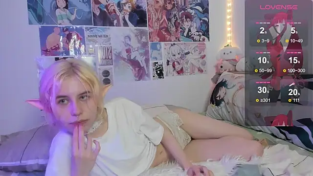 Snapshot of angel_hao chatting on 23, 12, 2024 angel hao online show from 23, 12, 2024