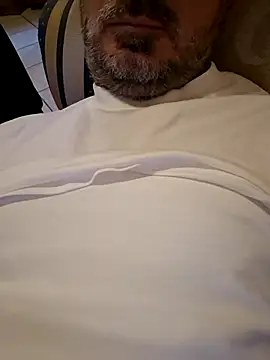 1talianBeutifulCock online show from 26, 11, 2025