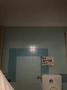 Snapshot of perla97 chatting on 21, 12, 2025 perla97 online show from 21, 12, 2025