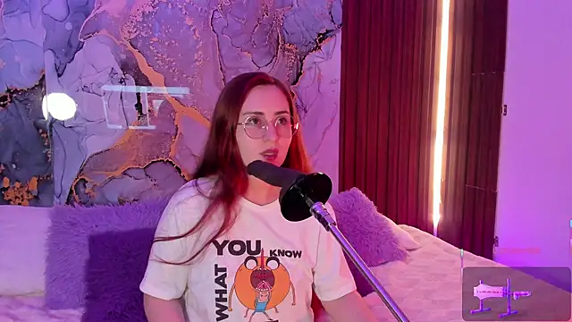 centaurigirl online show from 8, 1, 2026