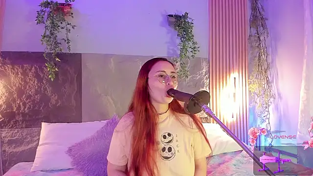 centaurigirl online show from 2, 2, 2026