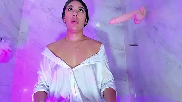 Emilyh  online show from 25, 1, 2025