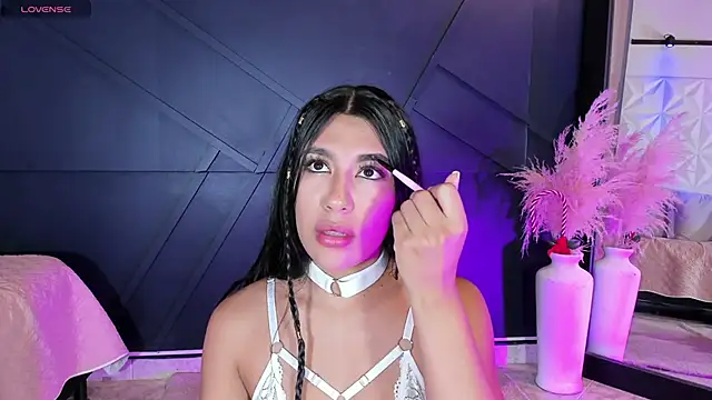 Emilyh  online show from 28, 1, 2025