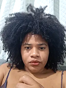 Snapshot of DANIELA_MICHEL chatting on 28, 1, 2025 DANIELA MICHEL online show from 28, 1, 2025