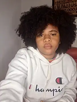 Snapshot of DANIELA_MICHEL chatting on 16, 2, 2025 DANIELA MICHEL online show from 16, 2, 2025