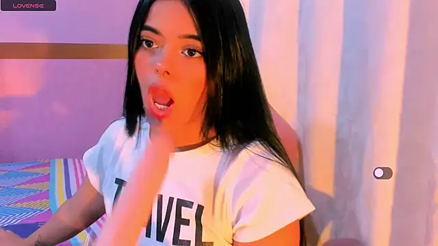 Snapshot of _18alice chatting on 17, 12, 2024 18alice online show from 17, 12, 2024