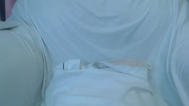 Petite amor2 online show from 21, 3, 2025