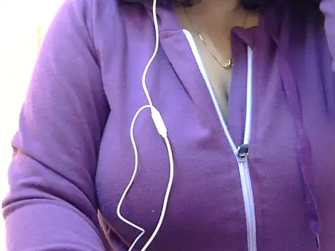 Snapshot of Riya_riyaa chatting on 19, 12, 2024 Riya riyaa online show from 19, 12, 2024