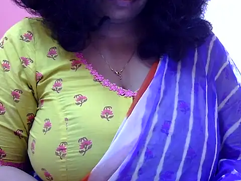 Snapshot of Riya_riyaa chatting on 21, 12, 2024 Riya riyaa online show from 21, 12, 2024