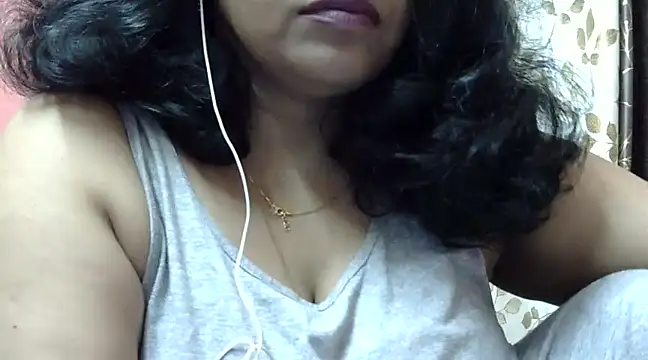 Snapshot of Riya_riyaa chatting on 6, 1, 2025 Riya riyaa online show from 6, 1, 2025