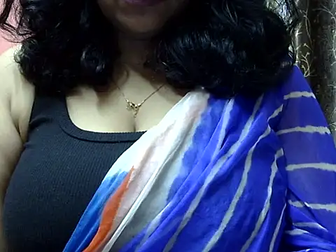 Snapshot of Riya_riyaa chatting on 1, 2, 2025 Riya riyaa online show from 1, 2, 2025