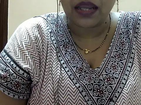 Snapshot of Riya_riyaa chatting on 11, 10, 2025 Riya riyaa online show from 11, 10, 2025