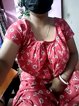 BERRY 00 online show from 13, 4, 2026