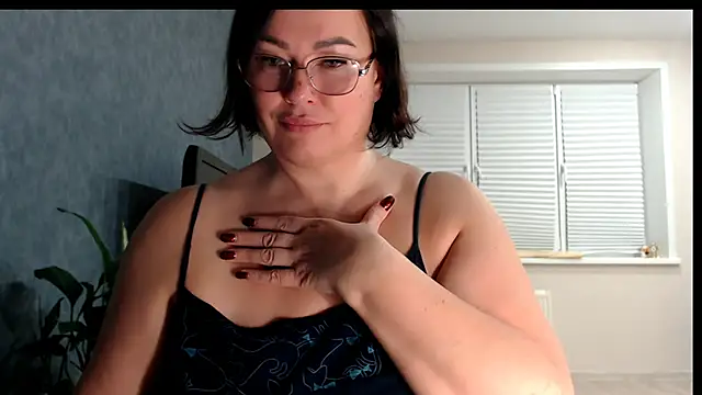 Nora Star online show from 12, 1, 2026