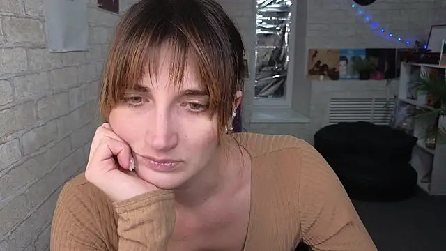 Nika Kitten online show from 4, 2, 2026