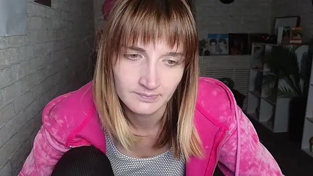Snapshot of Nika_Kitten chatting on 27, 4, 2026 Nika Kitten online show from 27, 4, 2026