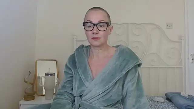 Snapshot of ELEGANT-ARIA36 chatting on 15, 3, 2026 ELEGANT-ARIA36 online show from 15, 3, 2026