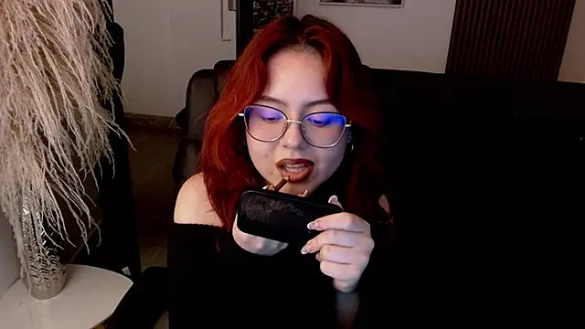 crimson tati  online show from 12, 12, 2024