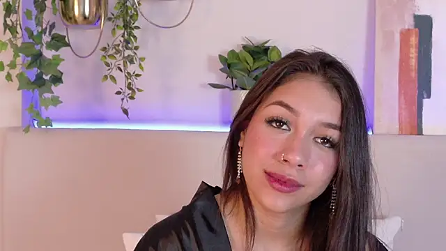 MiaOconner online show from 20, 1, 2025