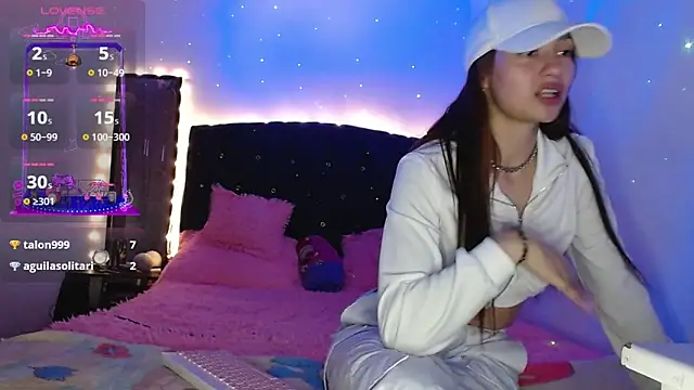 holy juli online show from 25, 2, 2025