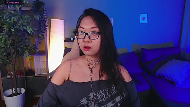 Marine Vact online show from 22, 3, 2025